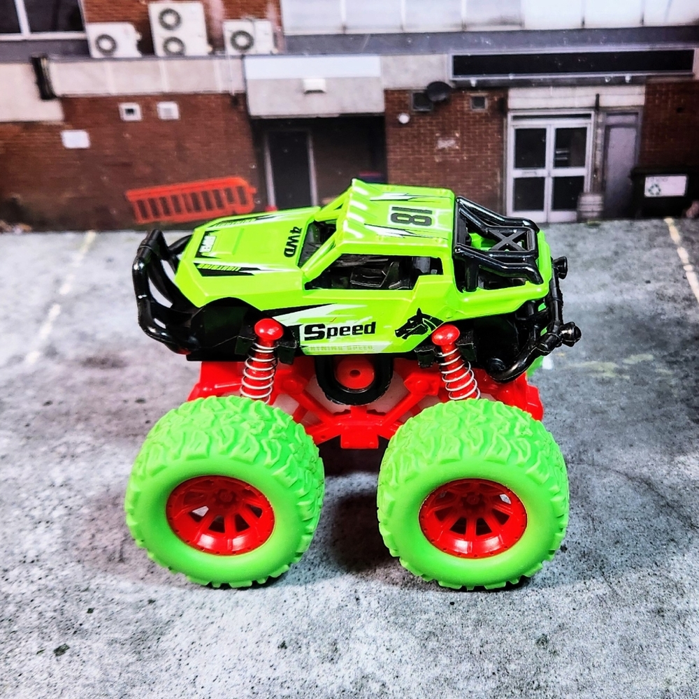 mini monster trucks • 4 X 4 • Perform Stunts With S Friction Powered PullBack Go